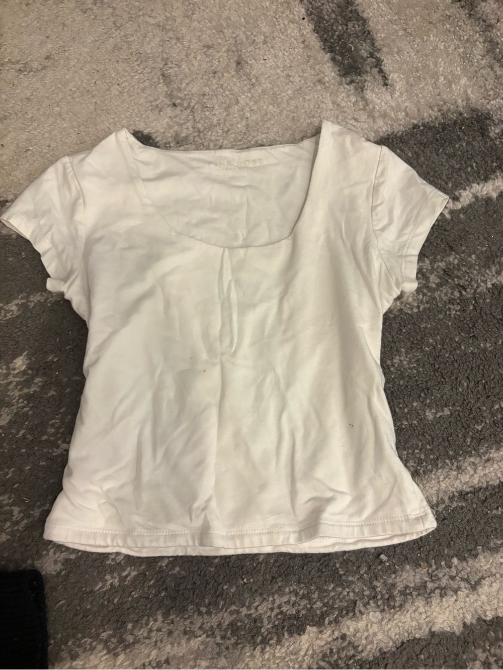Pink Rose White Scoop Neck Short Sleeve Top